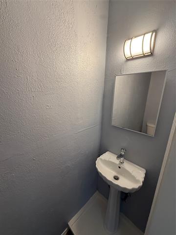 Building Photo - 4328 Lubbock Ave