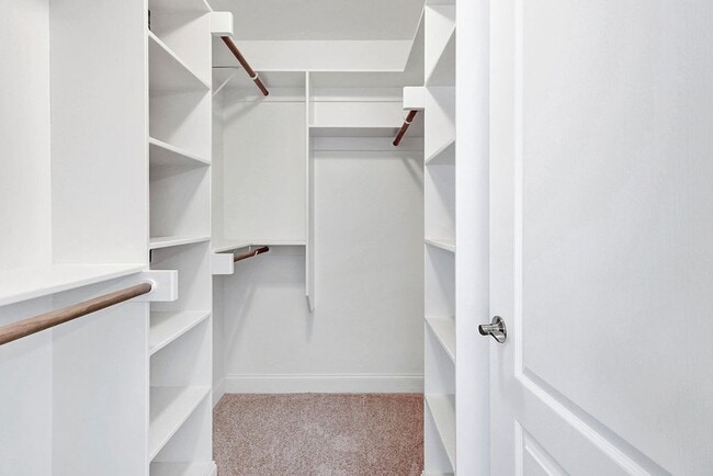 Building Photo - MOVE IN READY! – Gorgeous 4BR/4BA Townhome in Villages of Apex, 1 mile to DT Apex!