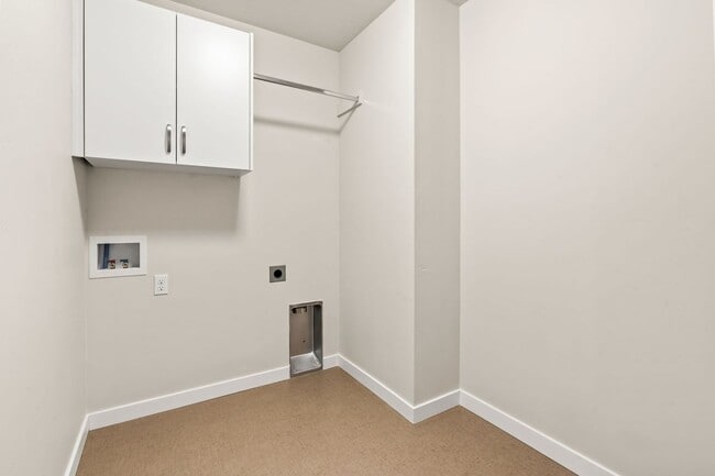 Building Photo - Beautiful 4bd/2.5ba Home in the Moxie Ridge Community!