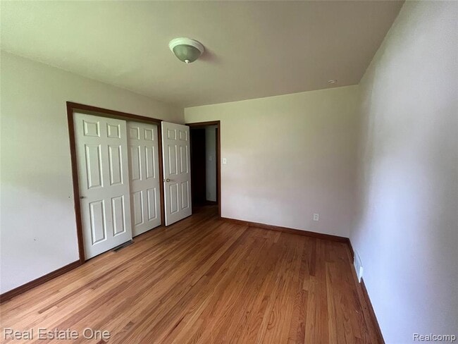 Building Photo - 10053 Royal Grand Ave