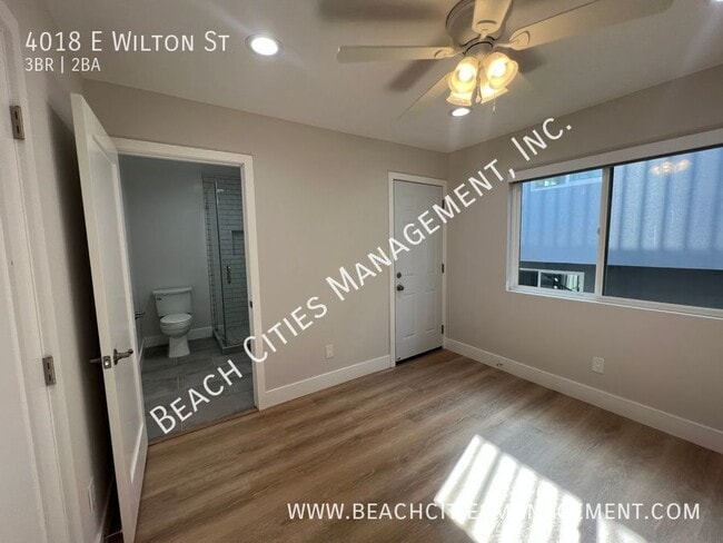 Building Photo - 4018 E Wilton St