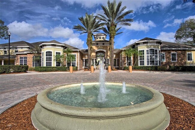 Building Photo - 10019 Courtney Palms Blvd