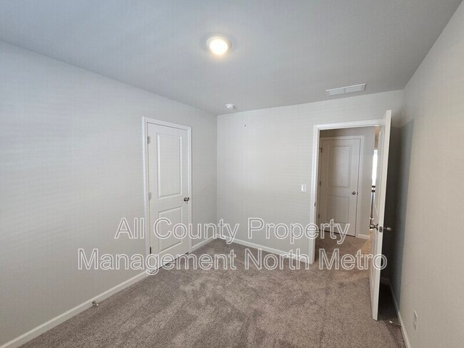 Building Photo - 438 Lanier Cir