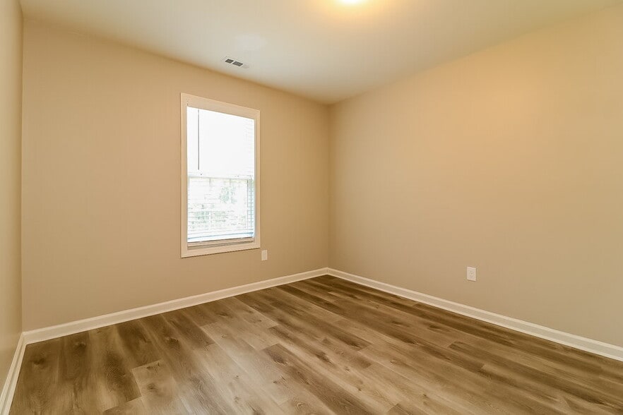 Building Photo - 1442 Eva Mae Dr
