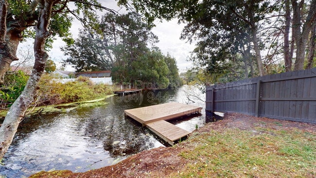 Building Photo - 104 Dolphin Blvd E