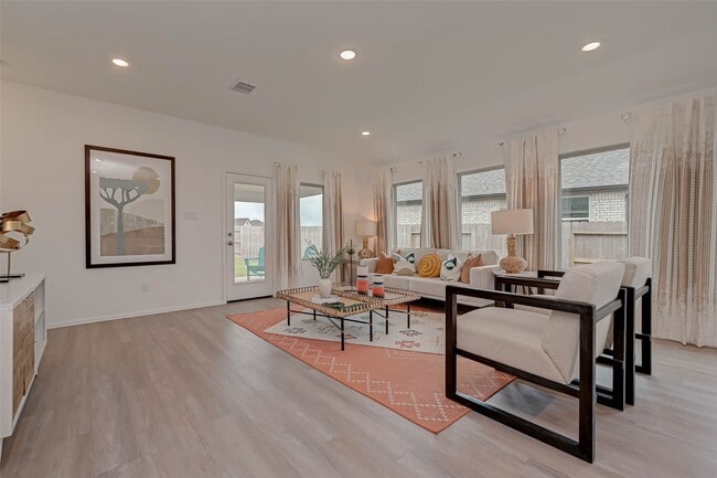 Building Photo - 21119 Bella Coral Dr