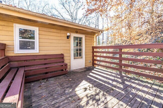 Building Photo - 1570 Spring Ln NW