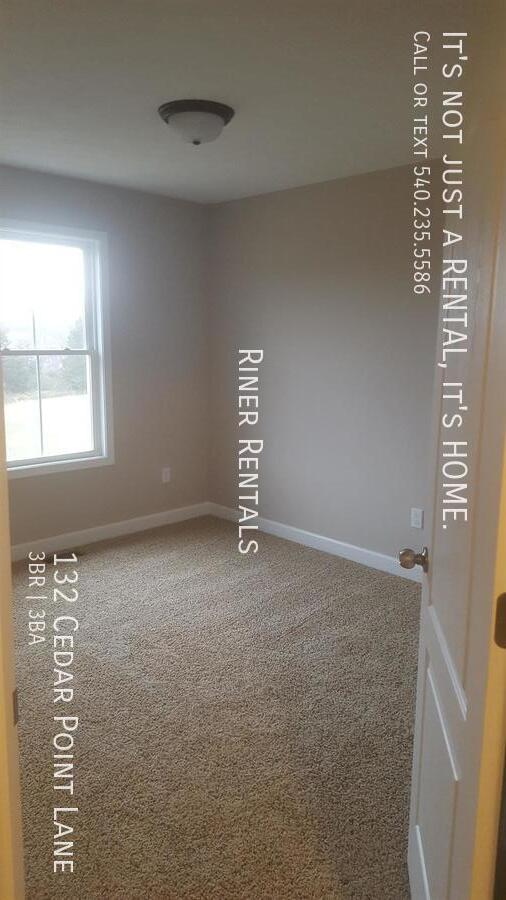 Building Photo - 132 Cedar Point Ln