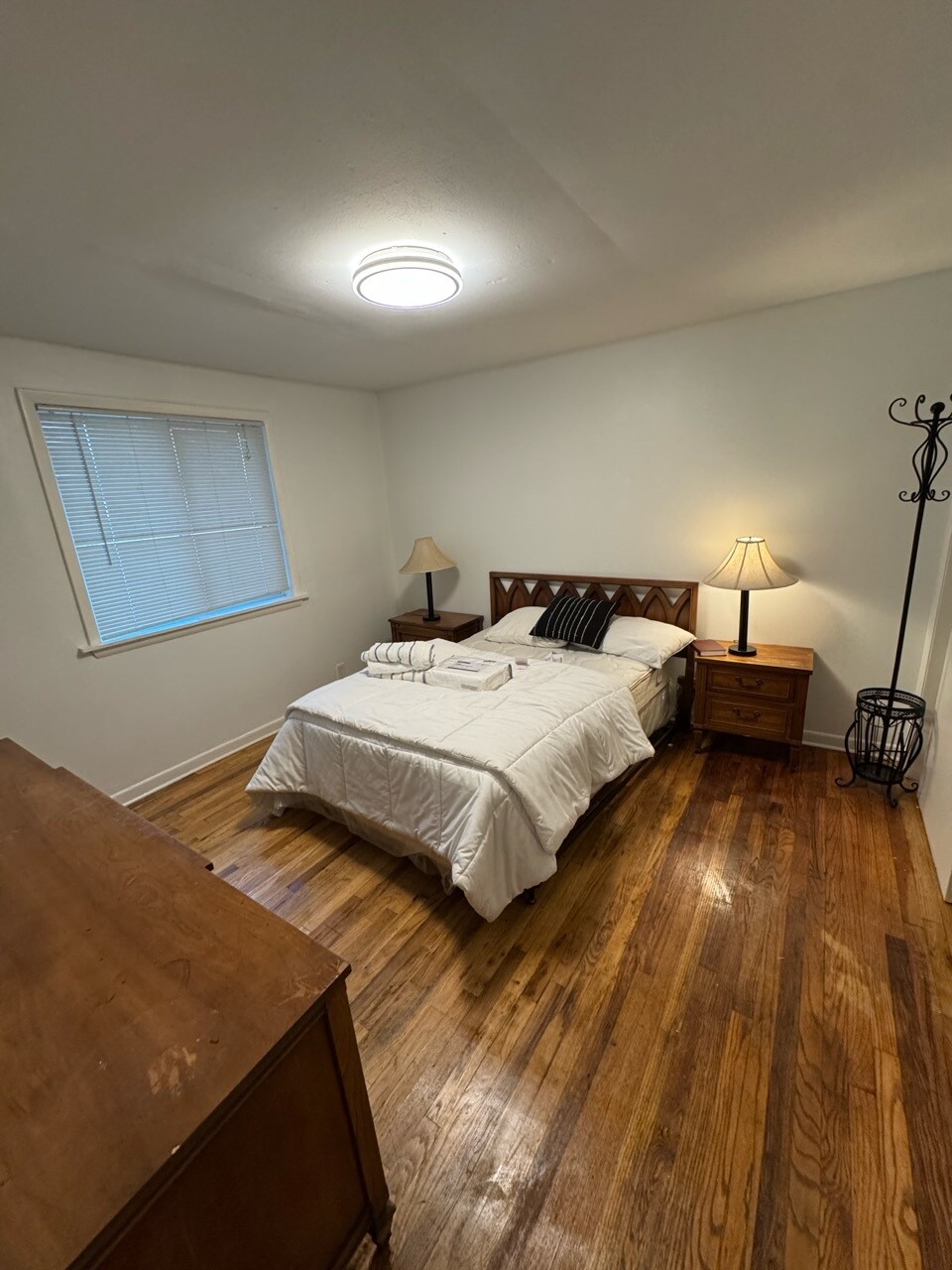 bedroom 2 - 3301 Batavia St