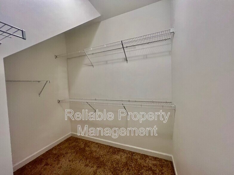 Building Photo - 137 Bobby Ray Ct