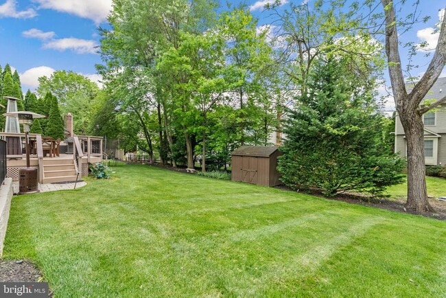 Building Photo - 4 Yellow Plum Ct