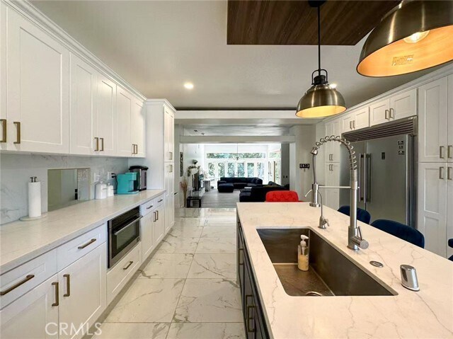 Building Photo - 45700 Adler Ln