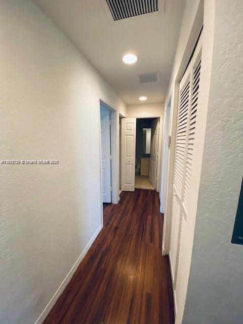 Building Photo - 6055 SW 19th Ct