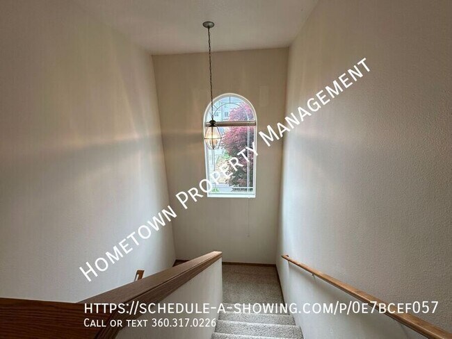 Building Photo - 8612 Sweetbrier Loop SE