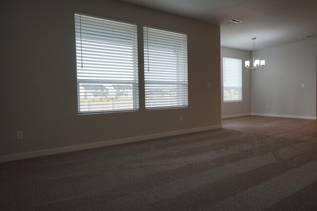 Building Photo - 5051 W Ladle Rapids St