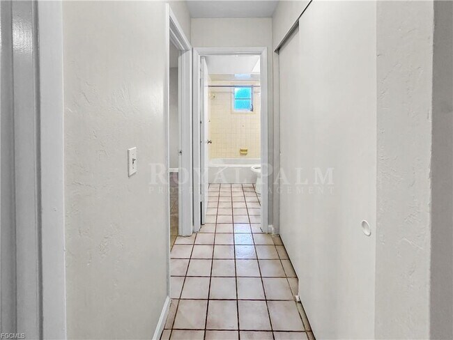 Building Photo - 3 Bed | 2 Bath Home on SE 46th Terrace – Space to Live, Room to Breathe