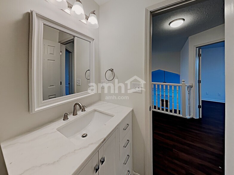 Building Photo - 8983 Marisa Dr