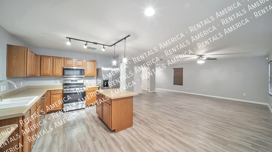 Building Photo - 1112 W Vuelta Las Verdolagas