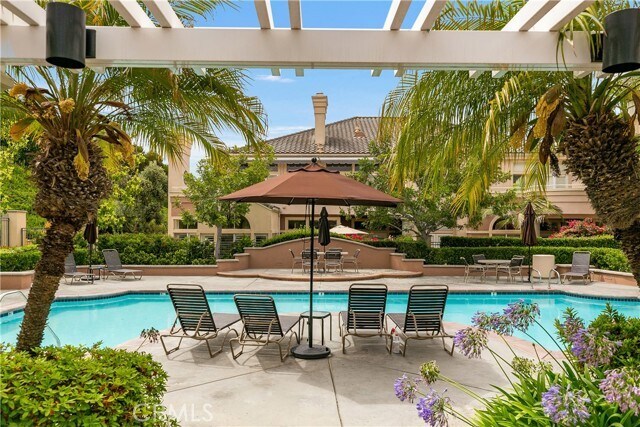 Building Photo - 35 Costa Brava