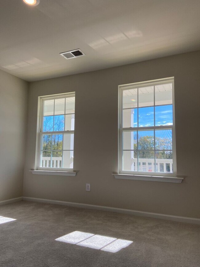 Building Photo - Brand New Charleston Style Home near BMW! ...