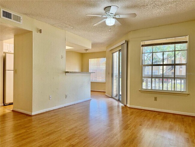 Building Photo - 1021 S Hiawassee Rd