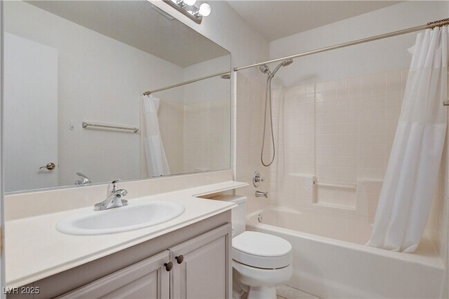 Building Photo - 11125 Gateview Ln
