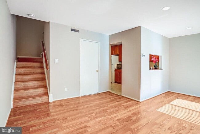 Building Photo - 9930 Brookridge Ct