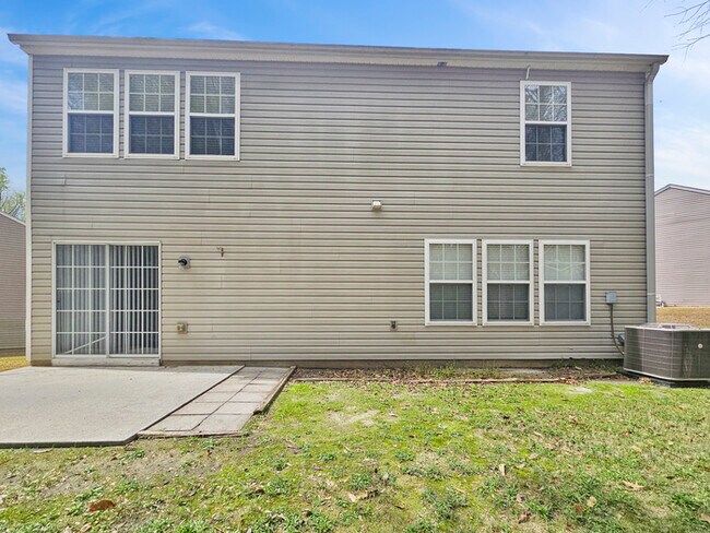 Building Photo - 1236 Liriope Ln SE