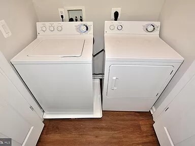 Building Photo - 3810 Lightfoot St