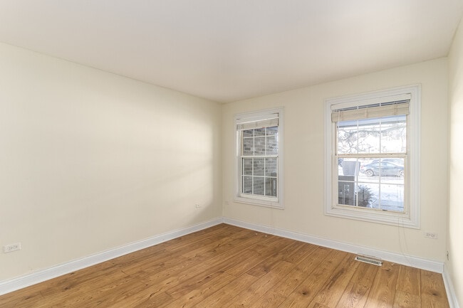 Building Photo - 35 Foxcroft Rd