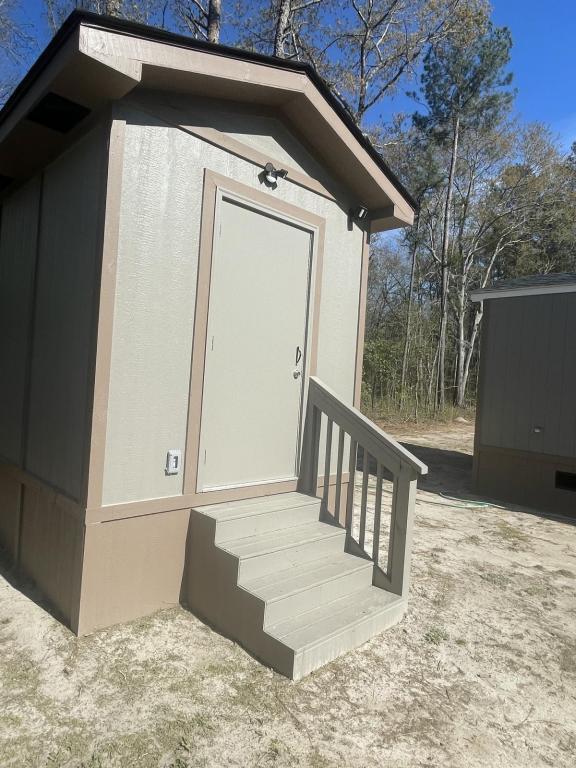 Building Photo - 931 Ravenwood Dr