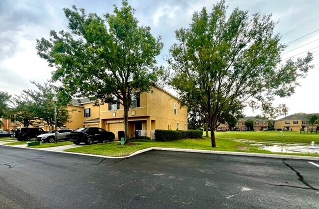 Building Photo - 3399 Caruso Pl