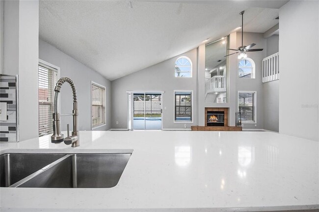 Building Photo - 2705 Stone Oak Dr