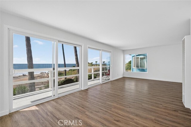 Building Photo - 4416 The Strand