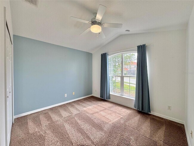 Building Photo - 502 Viola Dr