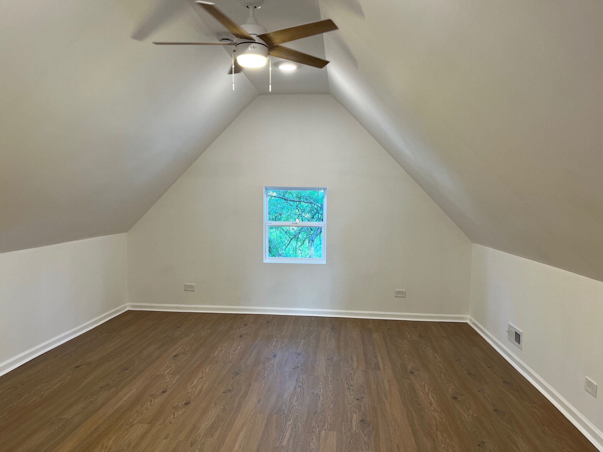 Building Photo - 3800 N Whipple St