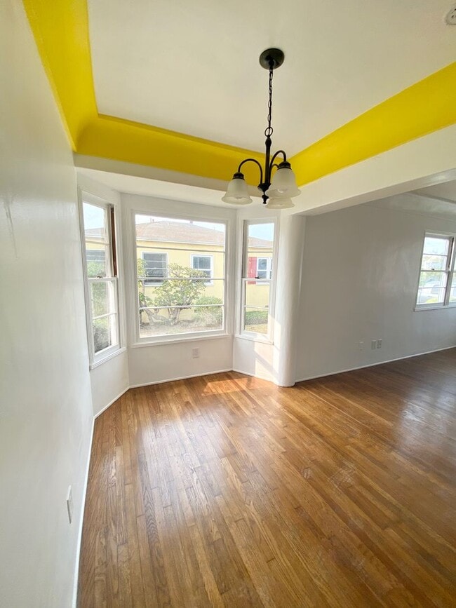 Building Photo - Midtown Ventura - Cottage Two bedroom, one bathroom