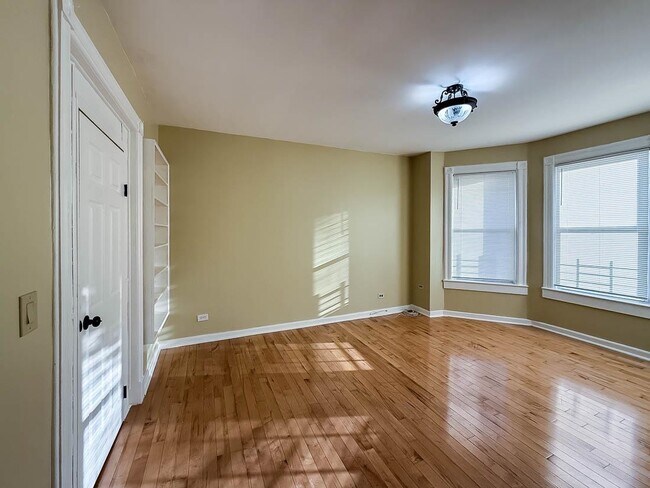 Building Photo - 90 Carlton Ave