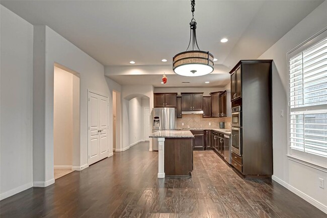 Building Photo - 6438 Burgess Heights Ln