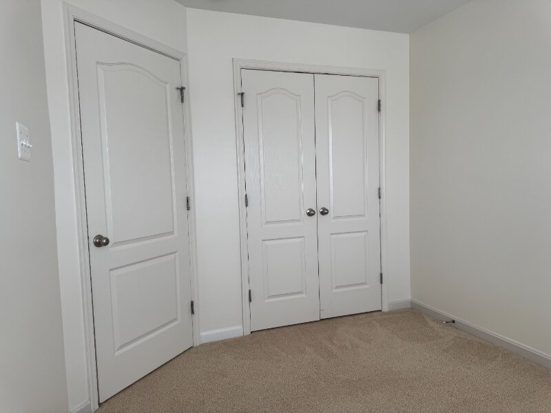 Building Photo - 12944 Yellow Jacket Rd