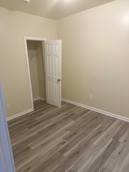 Building Photo - 13662 Ohio St