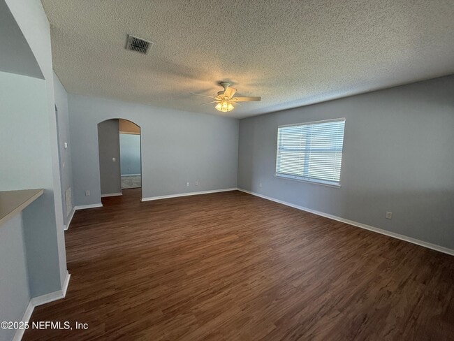 Building Photo - 3040 Postmill Dr