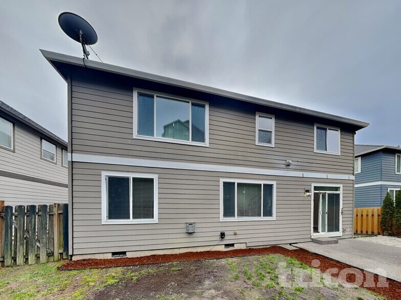 Building Photo - 14657 SE Natalya St