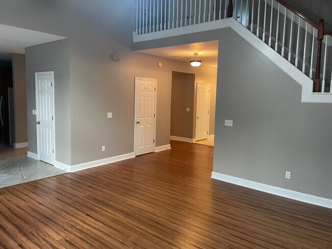 Building Photo - 940 Sunny Slope Trace