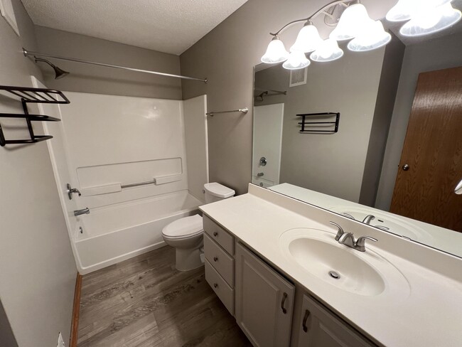 Building Photo - 15760 Flan Ct