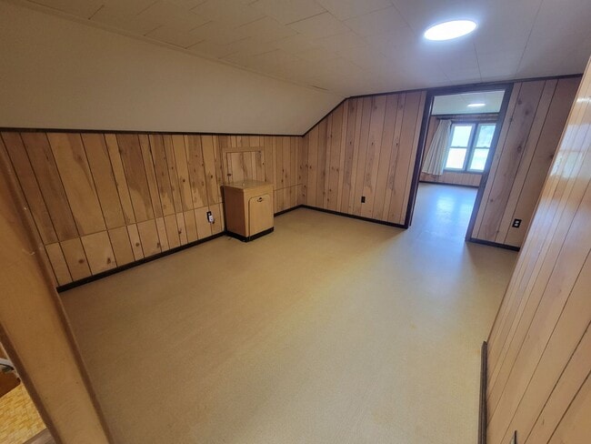 Building Photo - 5 Bedroom Home in Usk, WA