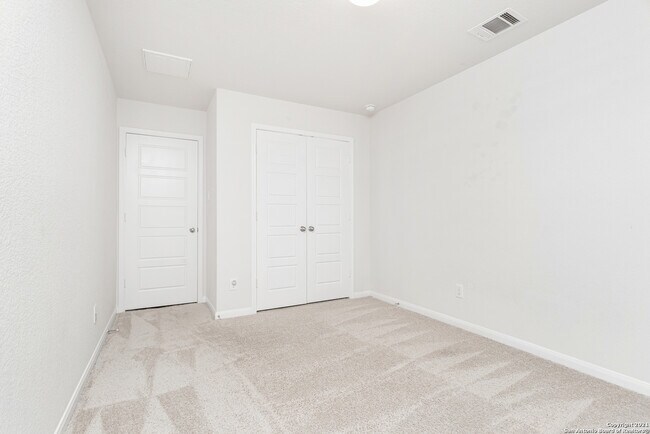 Building Photo - 533 Moonvine Way
