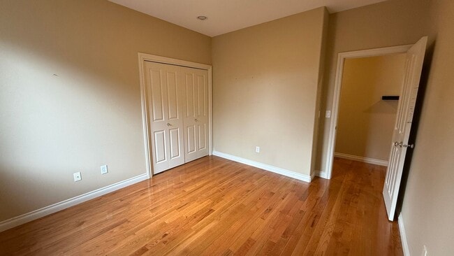 Building Photo - RARE Single Level 3-Bed Home in Coveted McKenna Ridge, Happy Valley - Video