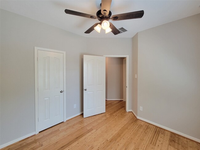 Building Photo - 17146 Amarose Dr