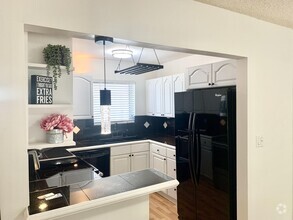 Building Photo - 200 Waterway Dr S